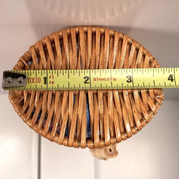 Lilly Pulitzer Rattan clutch lined in Boca Blue It's A Sailabration print - Picture 14 of 15